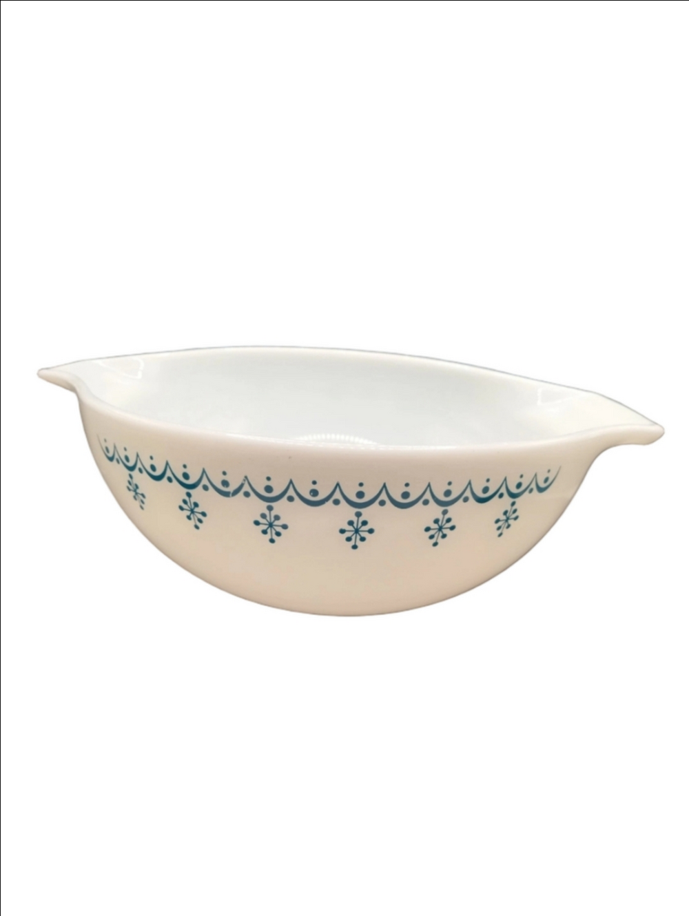 Vintage Pyrex 443 2.5 QT Ovenware Cinderella Bowl Snowflake Garland White w/Blue